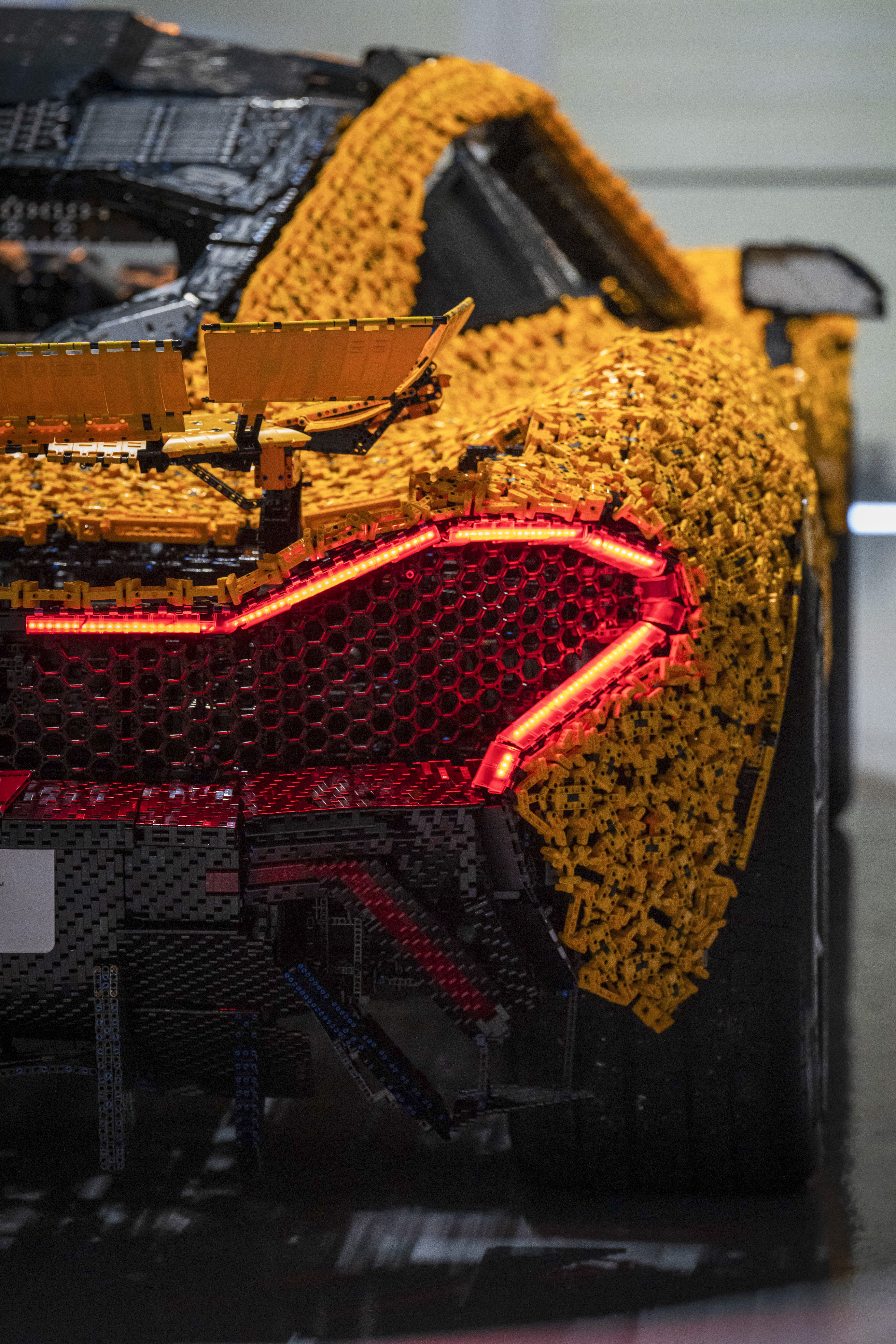 McLaren P1