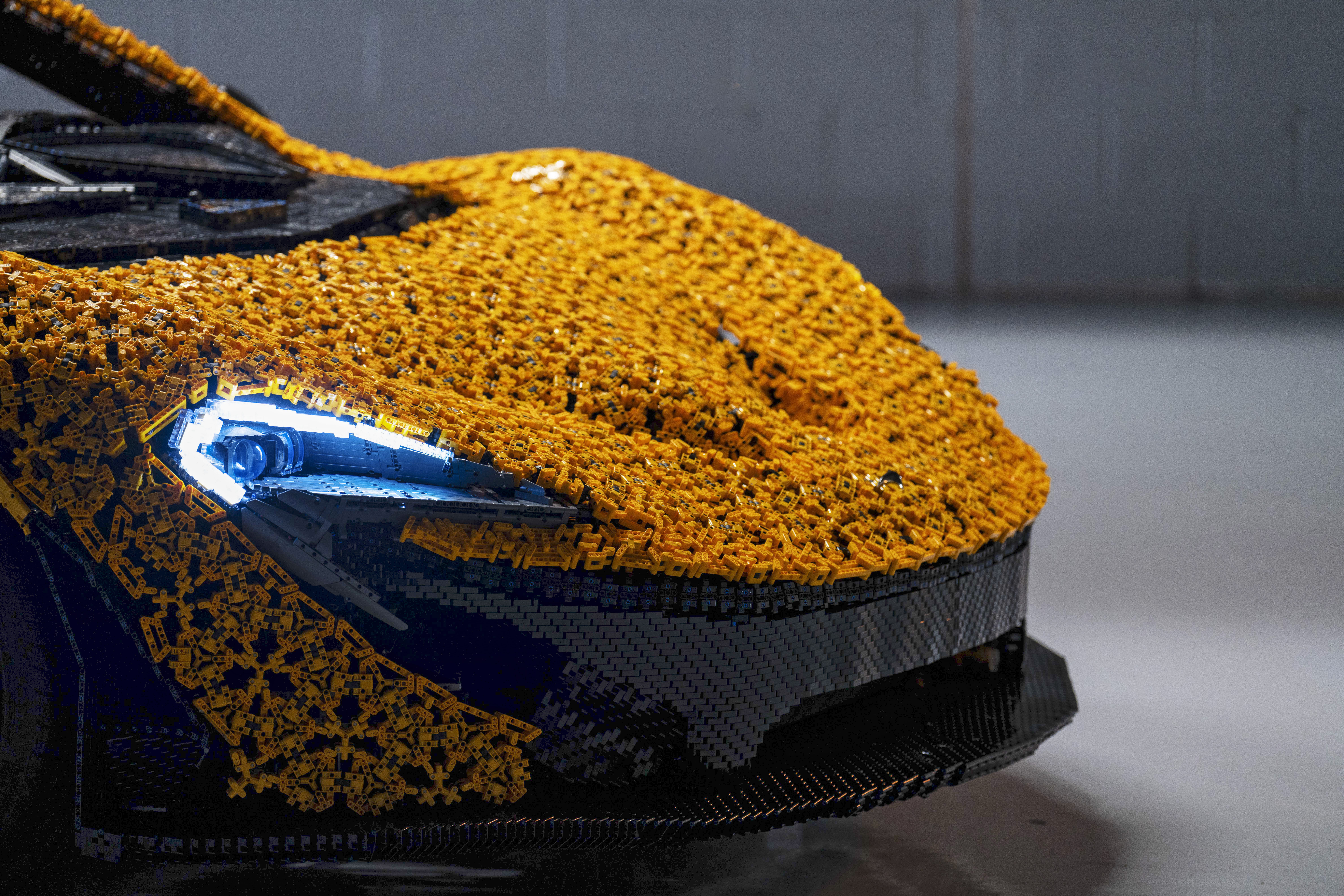 McLaren P1